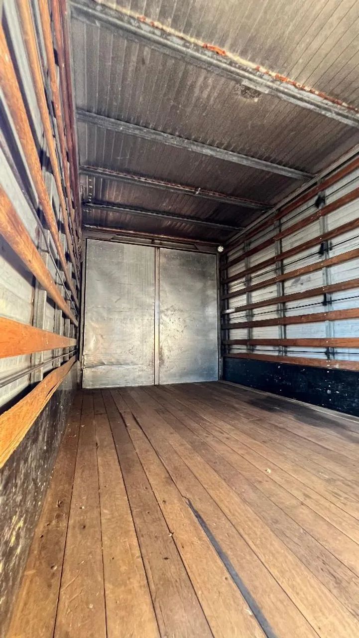 Mercedes Accelo 715 C 2003/2003  - Foto 10