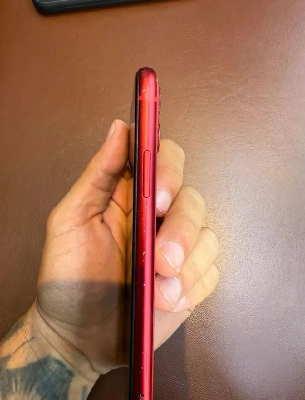 iPhone 11 128GB VERMELHO  - Foto 2