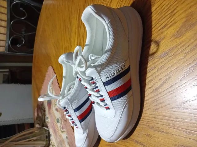 Tênis Tommy Hilfiger NOVO tam 39 - Foto 3