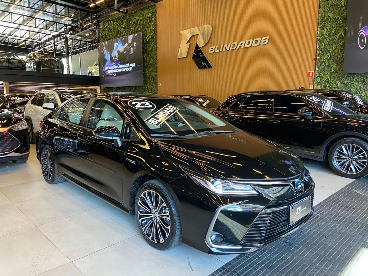 Toyota Corolla 1.8 Vvt-I Hybrid Flex Altis Premium Cvt - Foto 2