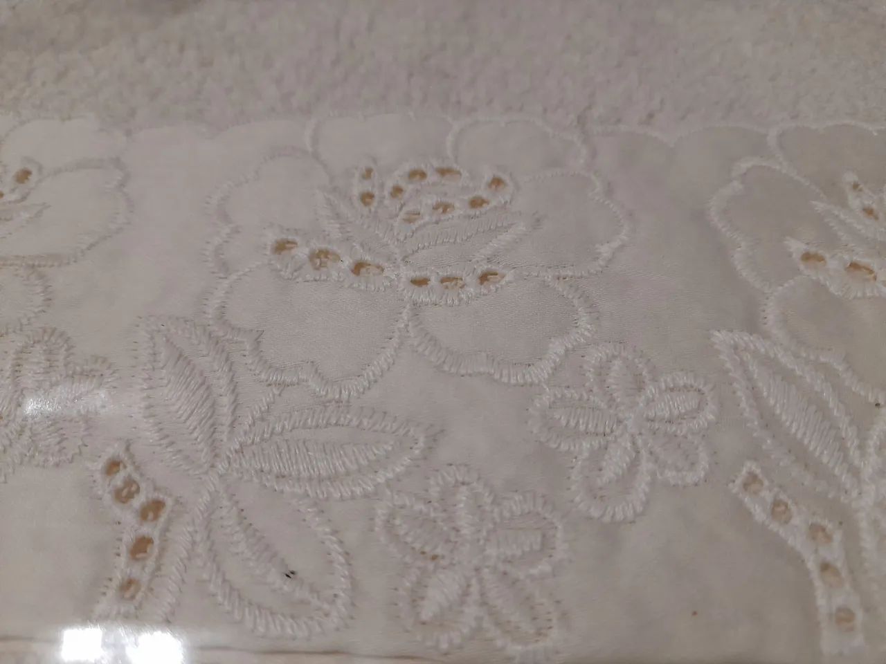 Jogo de Banho Bordado Inglês 5 Peças - Gold First Class. Presente especial para o Natal. - Foto 3