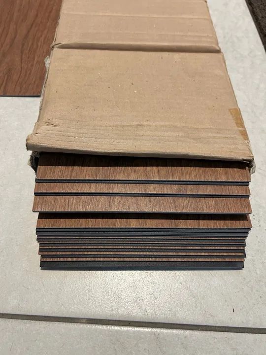 Piso vinílico Tarkett Essence Sucupira 4,89 m2 - Foto 2