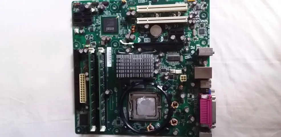 Placa Mãe Intel  Modelo  D945 GCNL - Foto 2