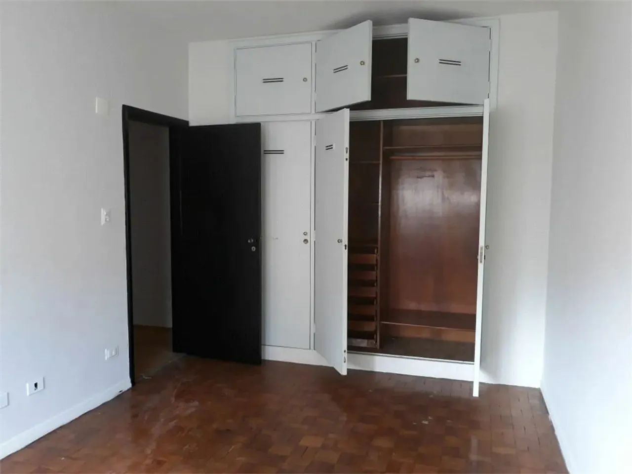 Apartamento em Rua Oscar Freire - Jardim América - São Paulo/SP