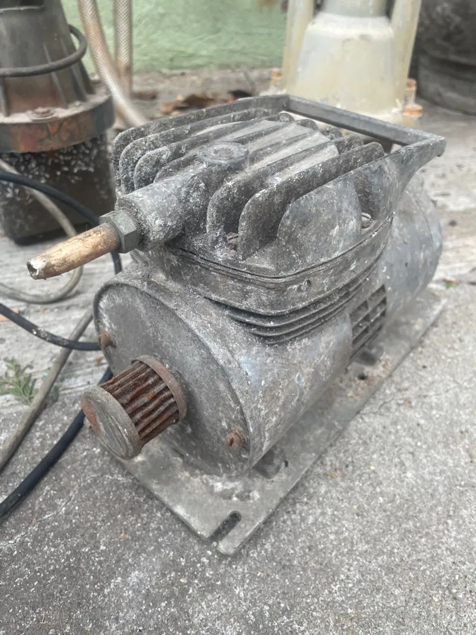 Lote 3 bombas e 1 mini compressor. - Foto 4