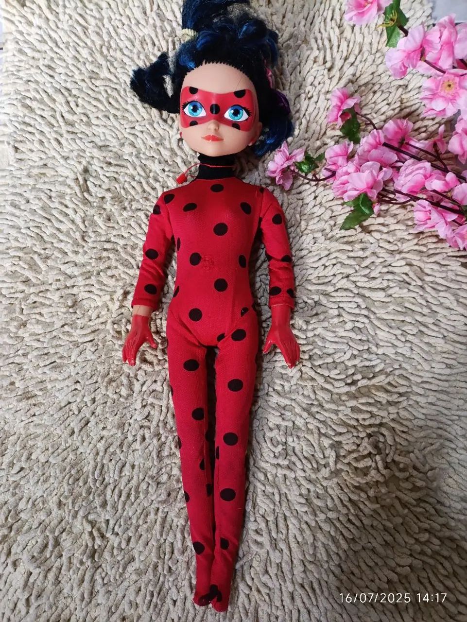 Boneca Miraculous Ladybug - Foto 2