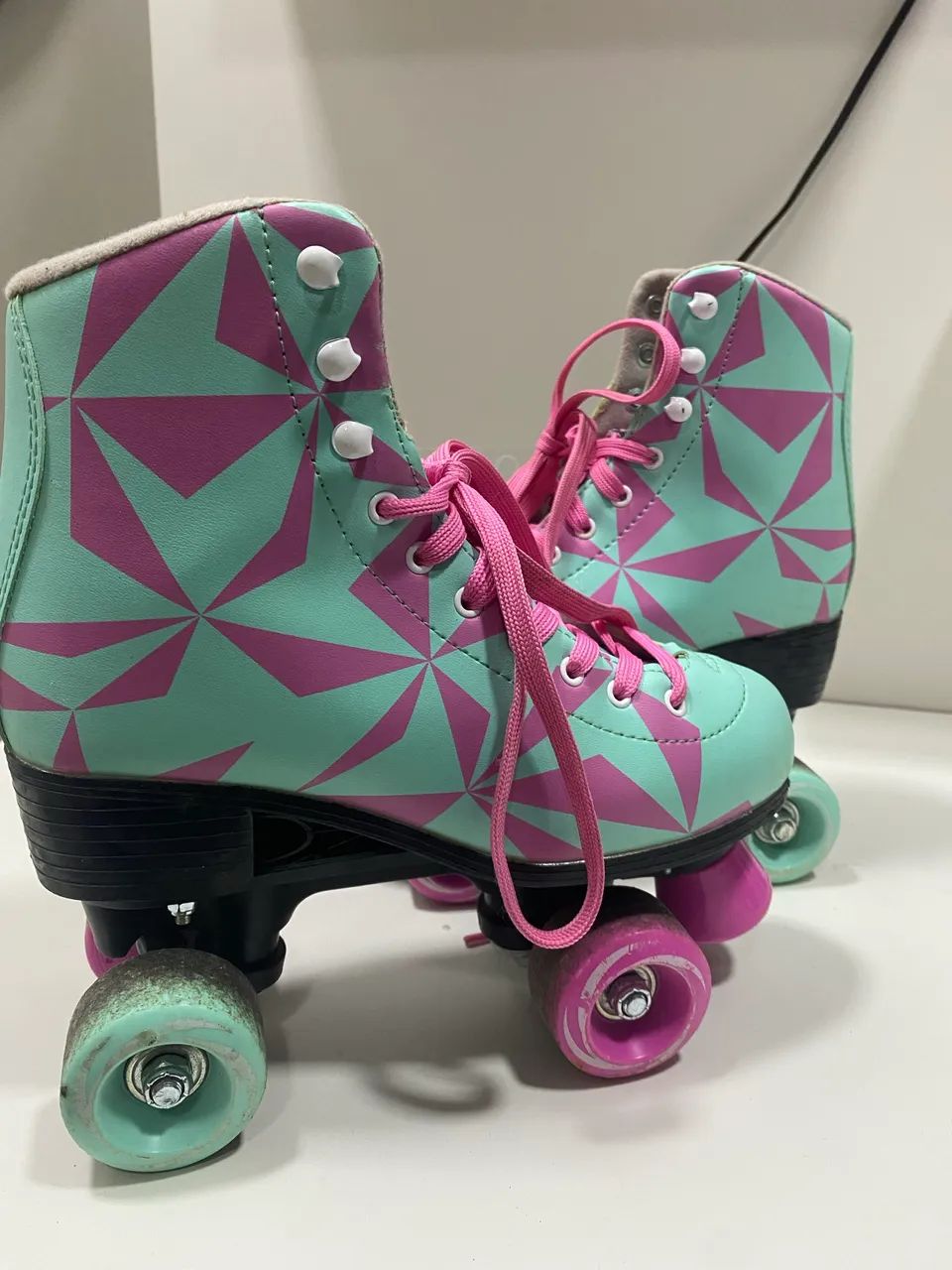 Patins feminino64640056646530122