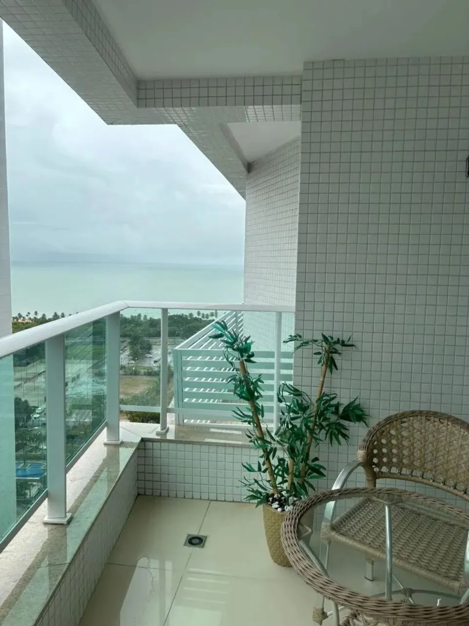 Apartamento Mobiliado para Locação - Andar Alto - Vista Mar - Altiplano João Pessoa