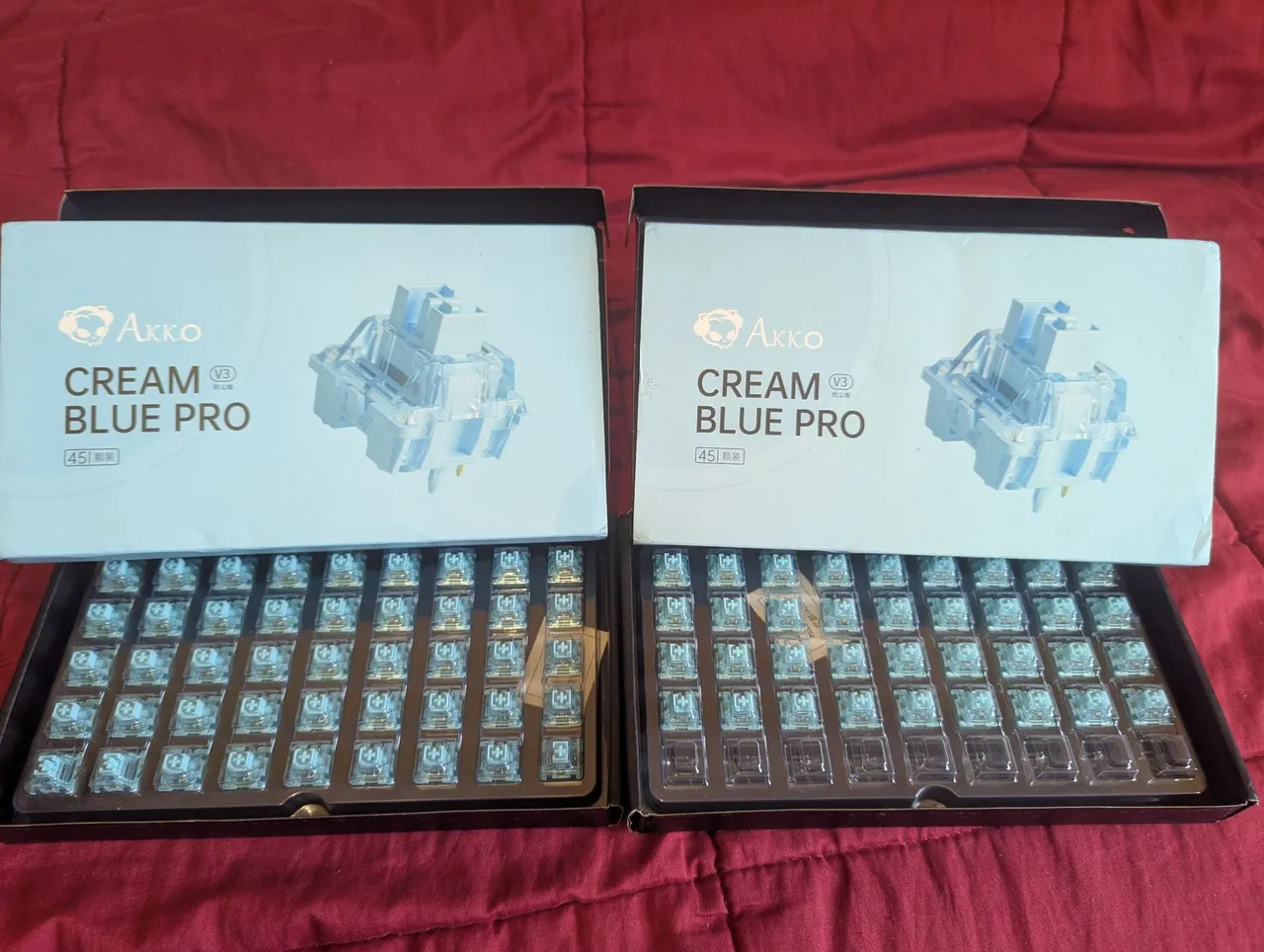 Switches para Teclado Mecânico Akko Cream Blue Pro v3 - 81 Switches