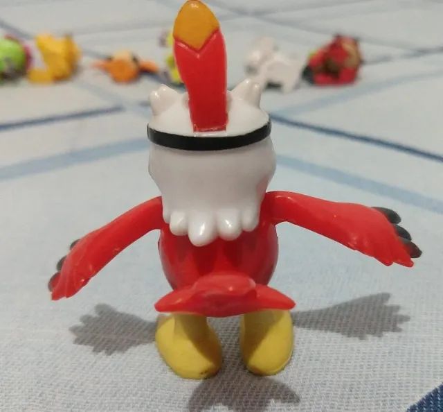 Boneco digimon Hawkmon - Foto 2