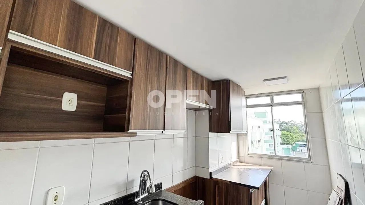 Cobertura duplex com 03 dormitórios, localizada no bairro Igara, em Canoas. - Foto 2