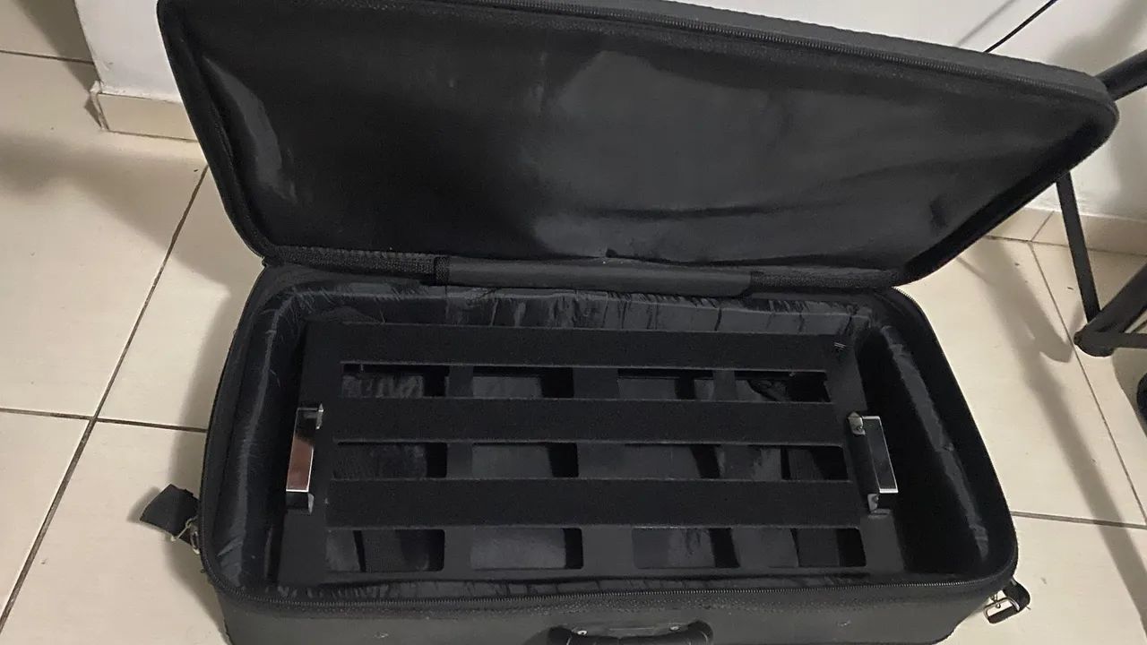 Case para Pedalboard