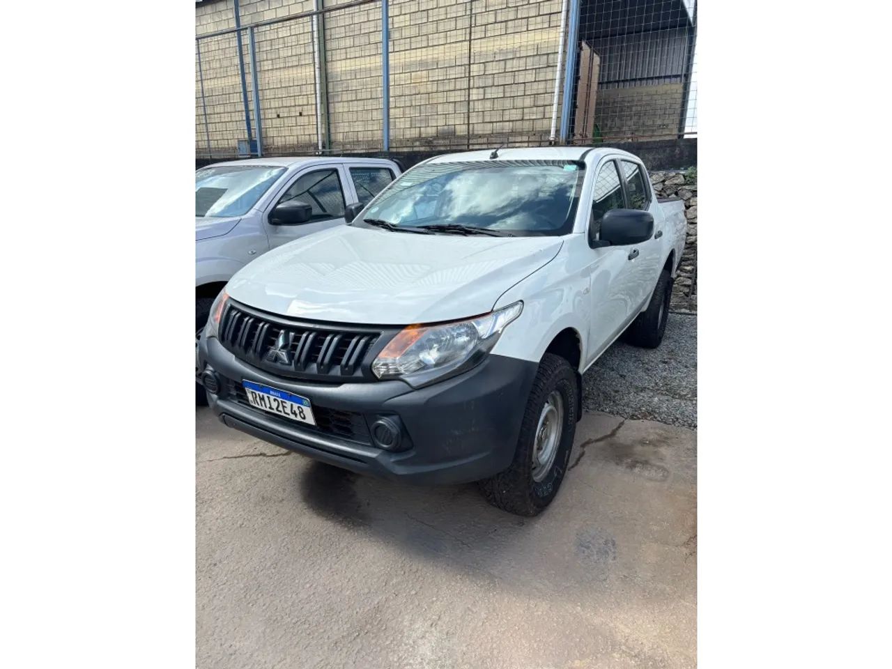 Mitsubishi L200 triton 2021 2.4 16v turbo diesel outdoor glx cd 4x4 manual