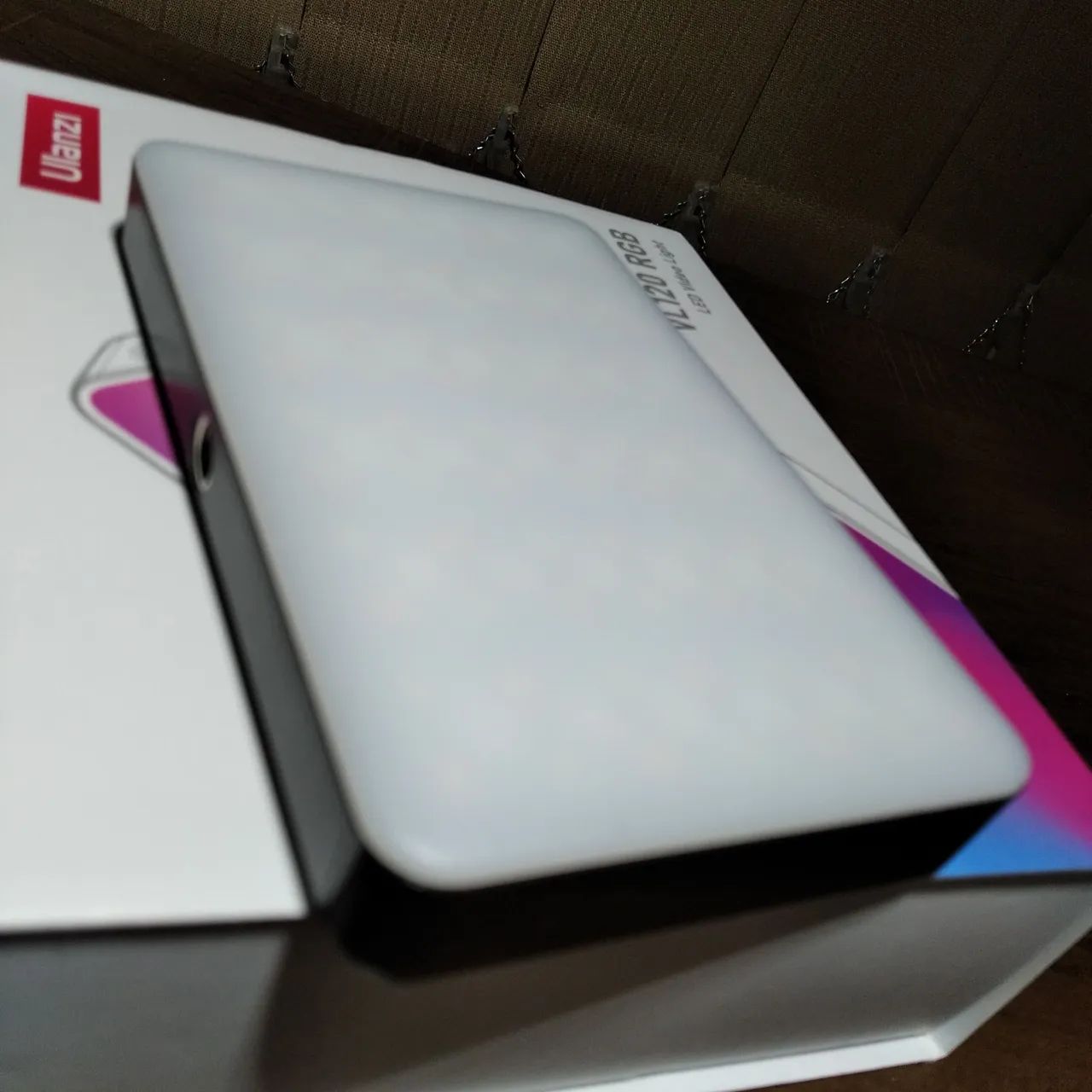 Ulanzi VL120 Rgb Led iluminador  - Foto 4