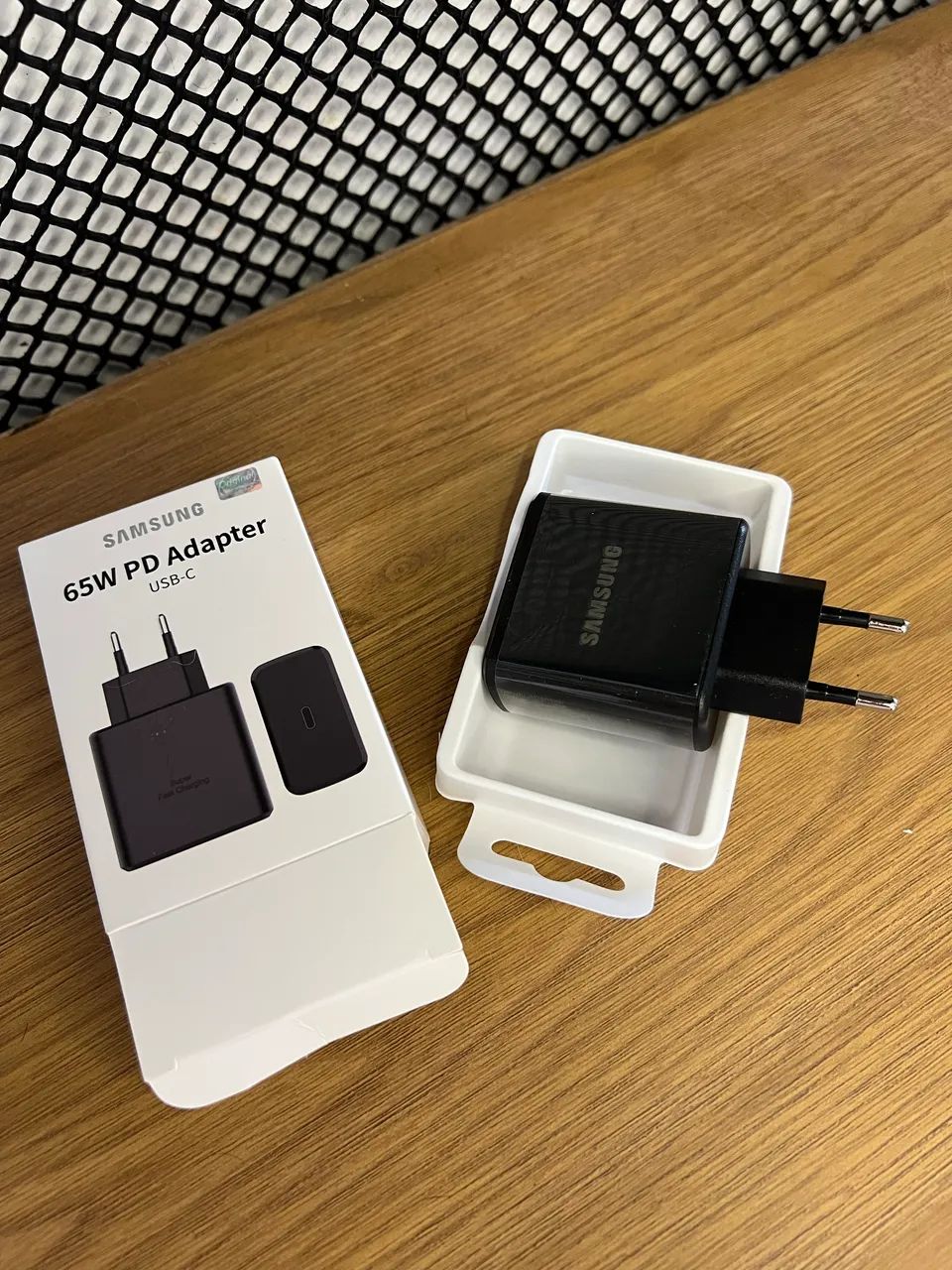 Carregador Samsung USB-C 65W Super Rapido sem cabo - Foto 5