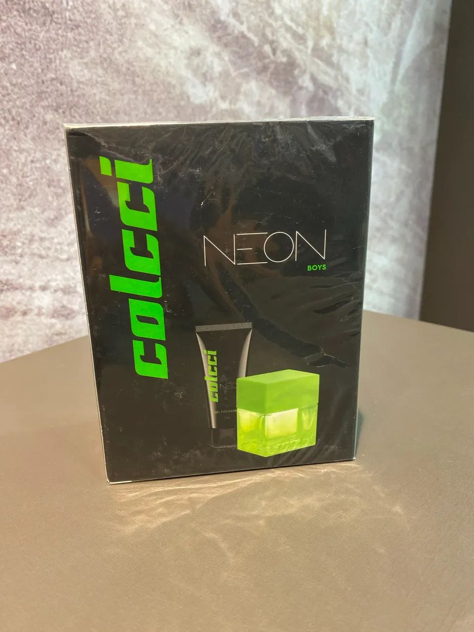 Perfume coloco Neon boys 