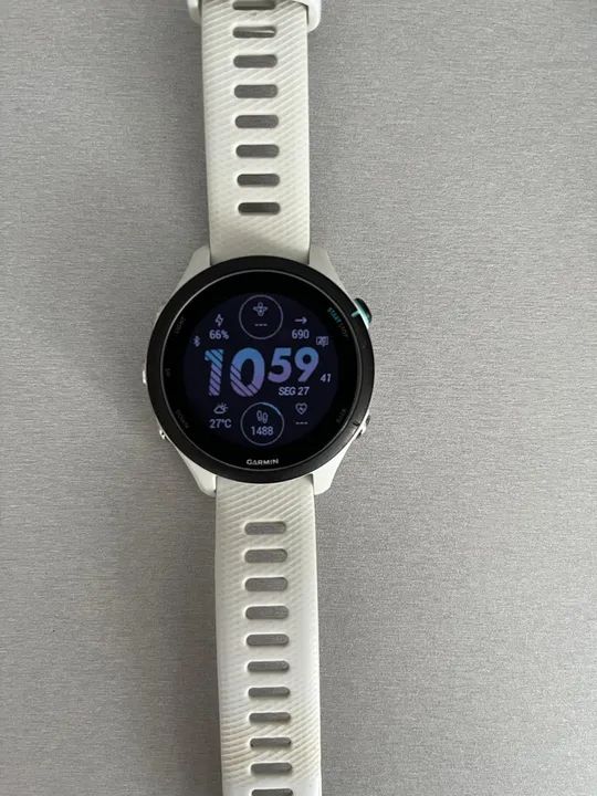 Relógio Garmin Forerunner 255S Music Branco