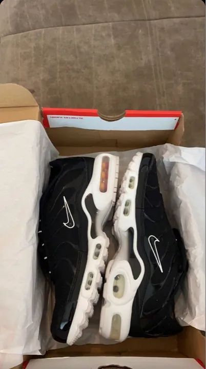 Nike Air Max Plus Preto e Branco 38 ao 43