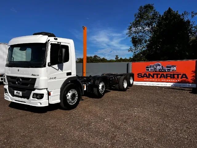 MB Mercedes-Benz Atego 2430 8X2 2016 Automático Completo Bitruck No Chassi Revisado