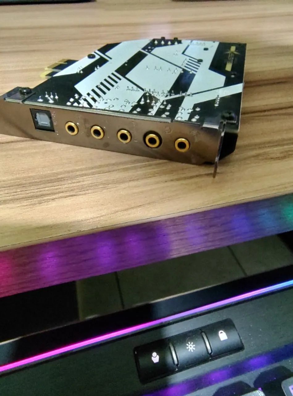 Placa De Som Sound Blaster X Pro-gaming Ae-5 - Foto 3