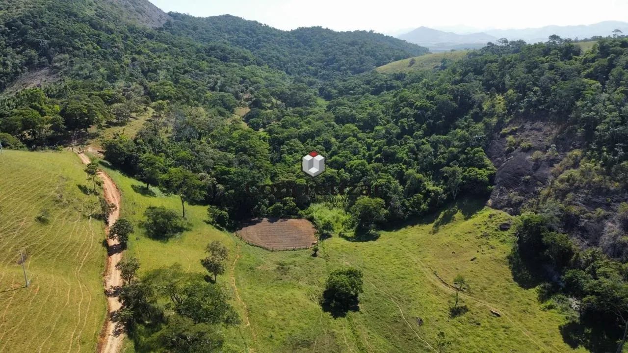 Imperdível: Sitio à venda em Anchieta-ES, Belo Horizonte - 2 quartos, 1 sala, 2 banheiros,