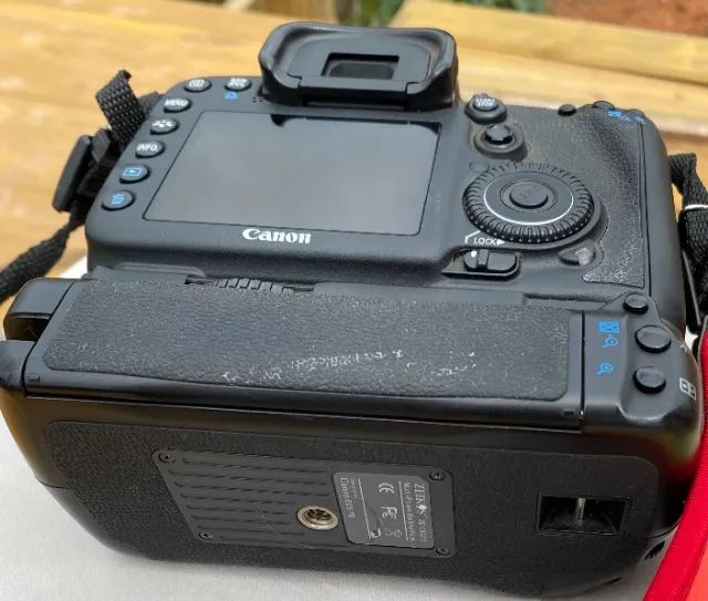 Canon Battery Grip E7 - Foto 4