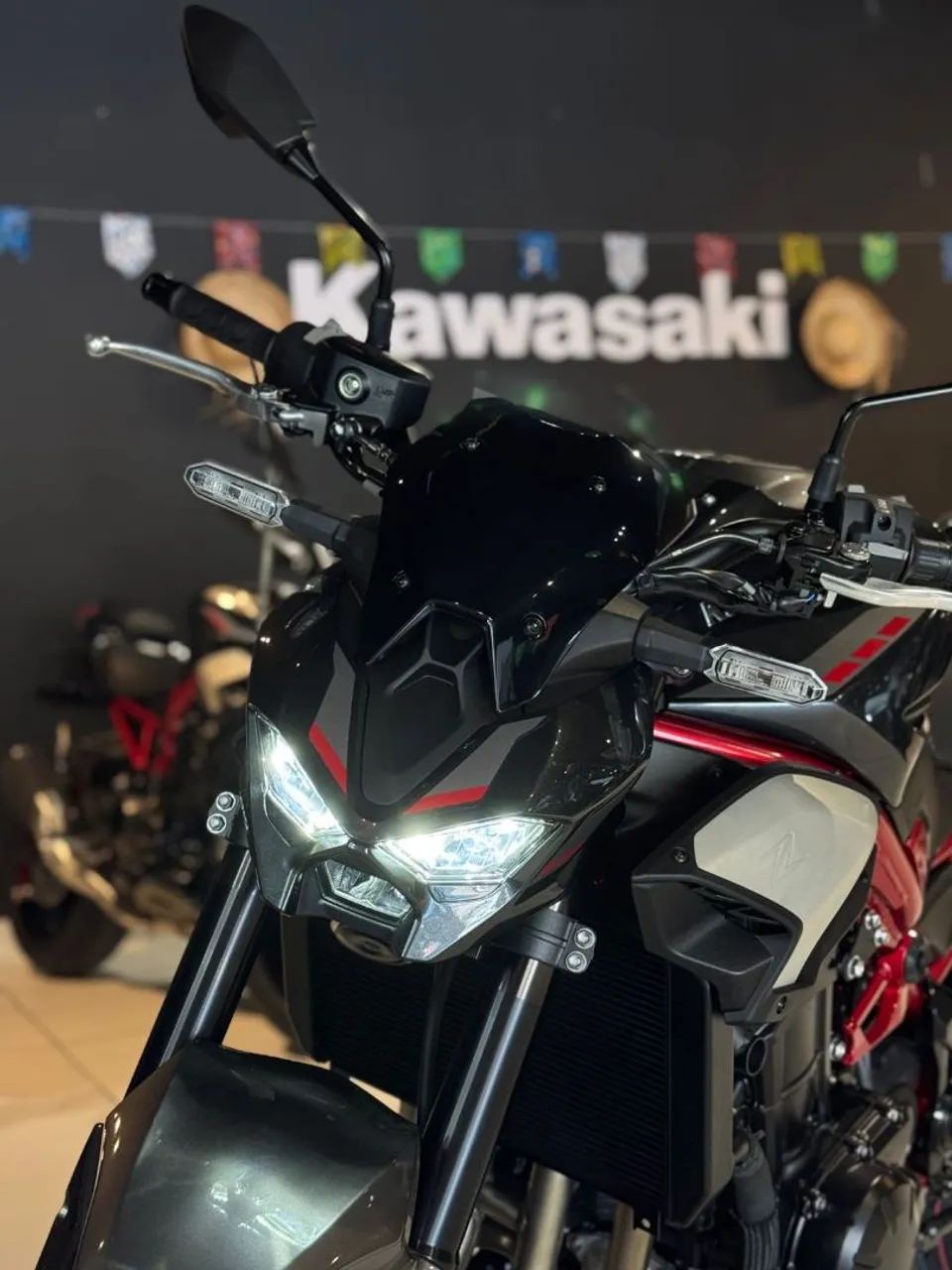 Kawasaki 900 2026 - 1409619386 | OLX