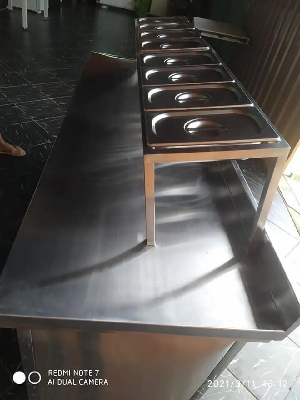 Bancada de aço inox para trailers e carrinhos - Foto 3