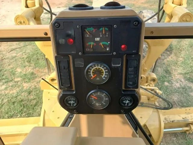 Motoniveladora Caterpillar 120k Ano 2016 - Foto 5