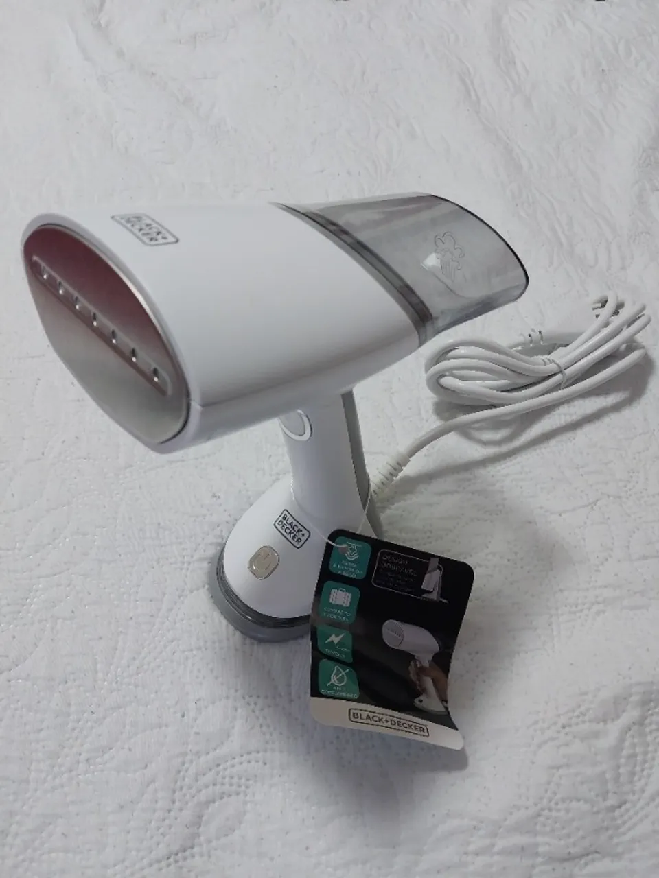 Vaporizador de Roupas Black+Decker Steam&Flip BDV3000
