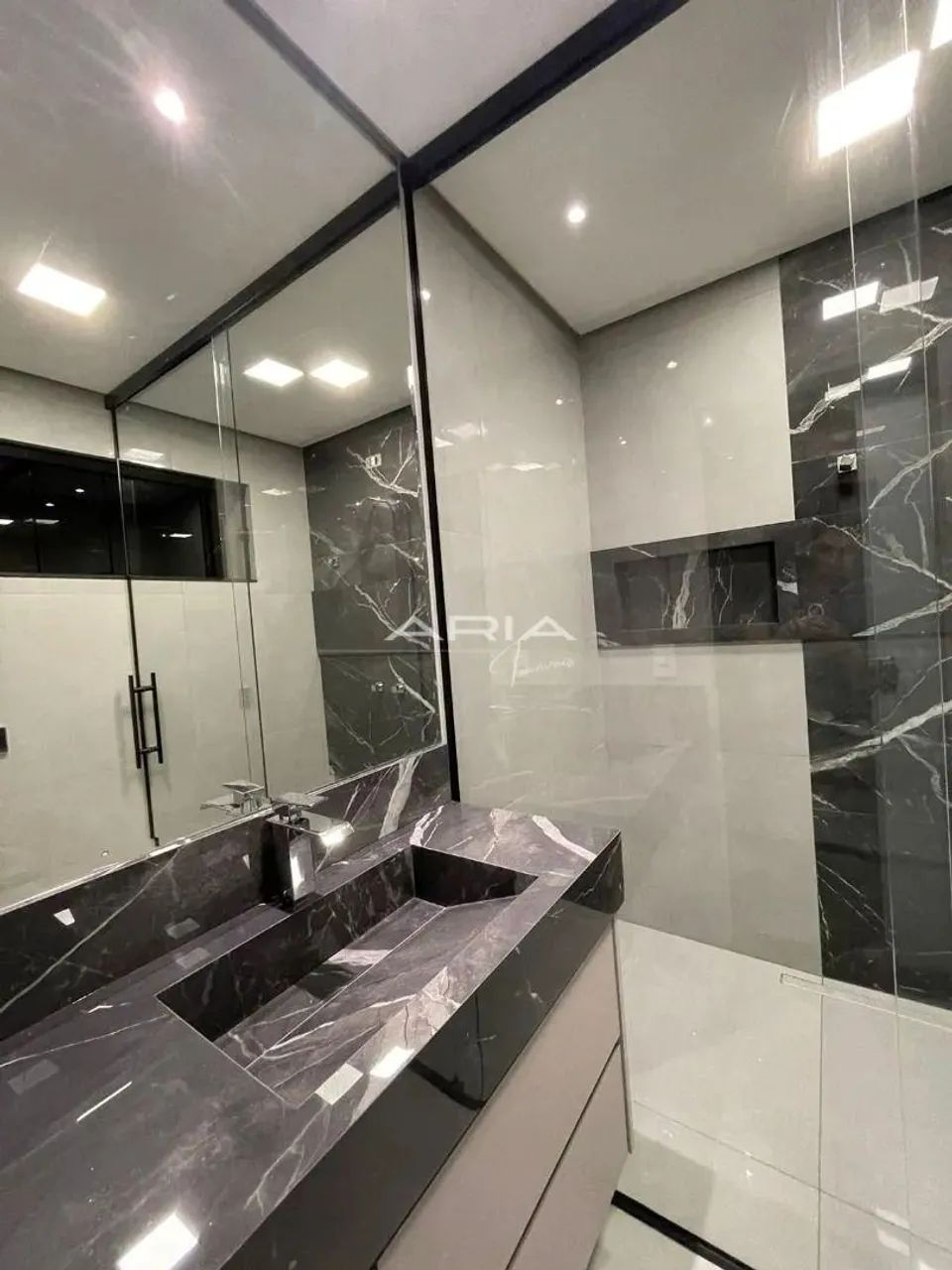 Casa com 3 dormitórios à venda, 2 vagas e 178 m - Jardim Tarobá - Cambé PR - Foto 6