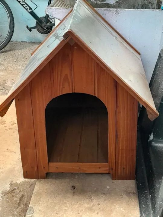 Casinha de cachorro em madeira