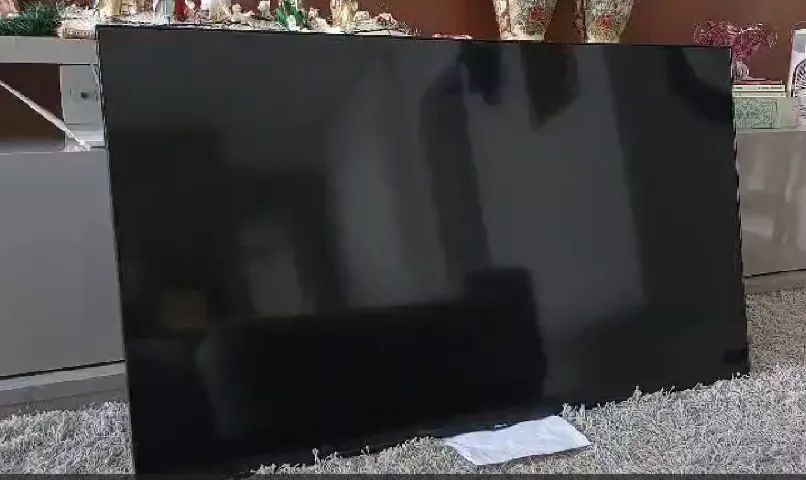 TV Samsung QLED 50" 4K retirada de peças - Foto 4