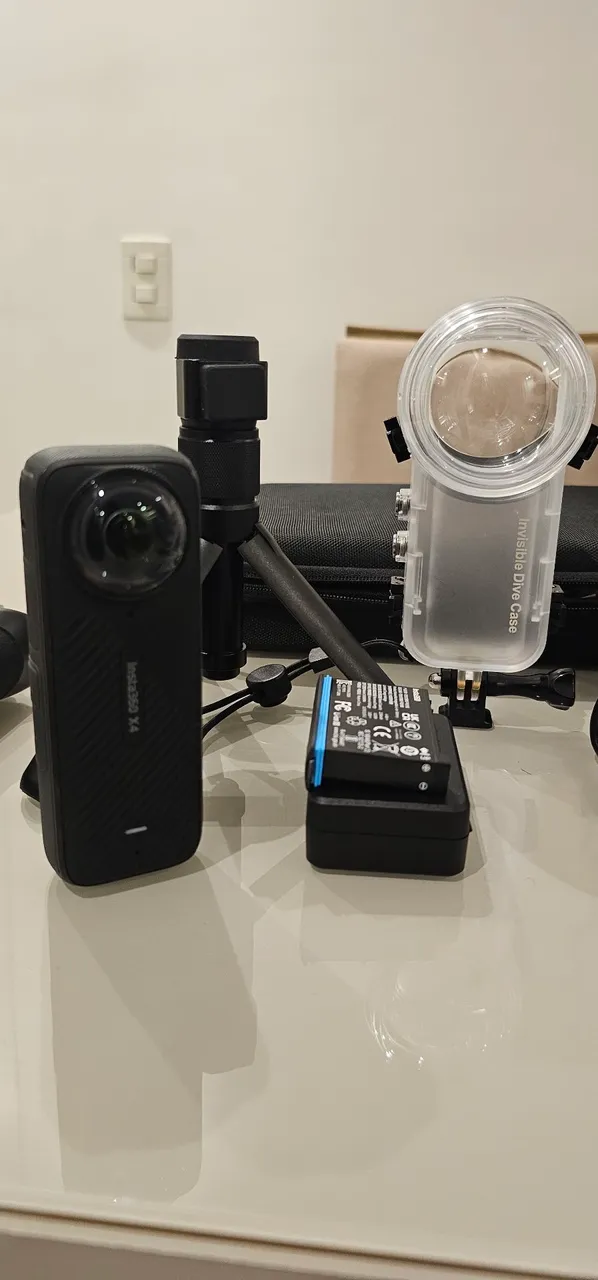 Insta360 X4 - Câmera 360 Graus