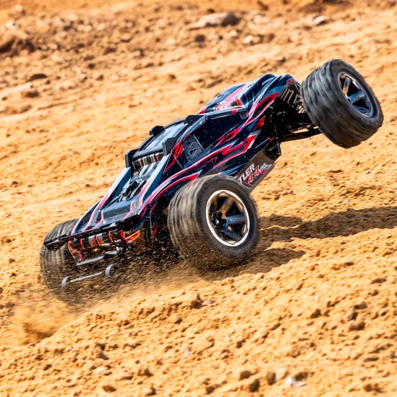 TRAXXAS 1/10 RUSTLER VXL 4WD BLX TQI TSM RED 67376-4 - Brinquedos