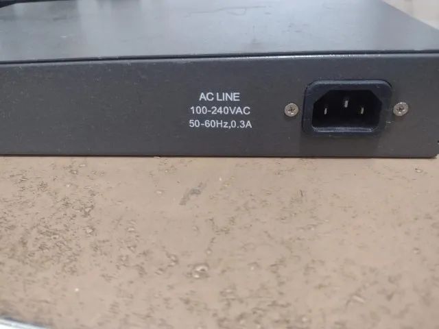 D-Link DES-1024D Switch64275296142723122