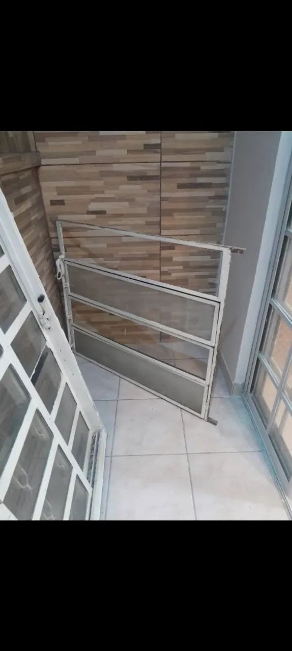 Tilt-and-turn64750514246017120