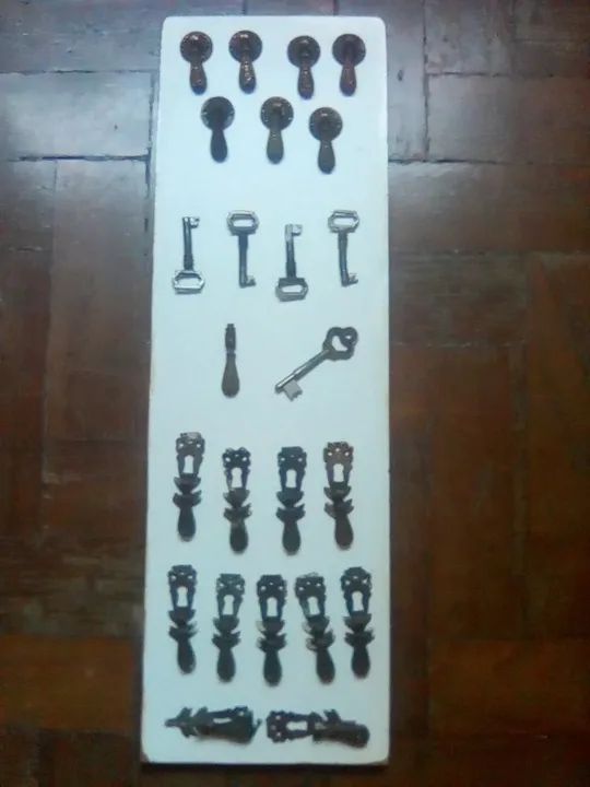 Chaves, Rosetas, Puxadores e Avalancas de Ferro 