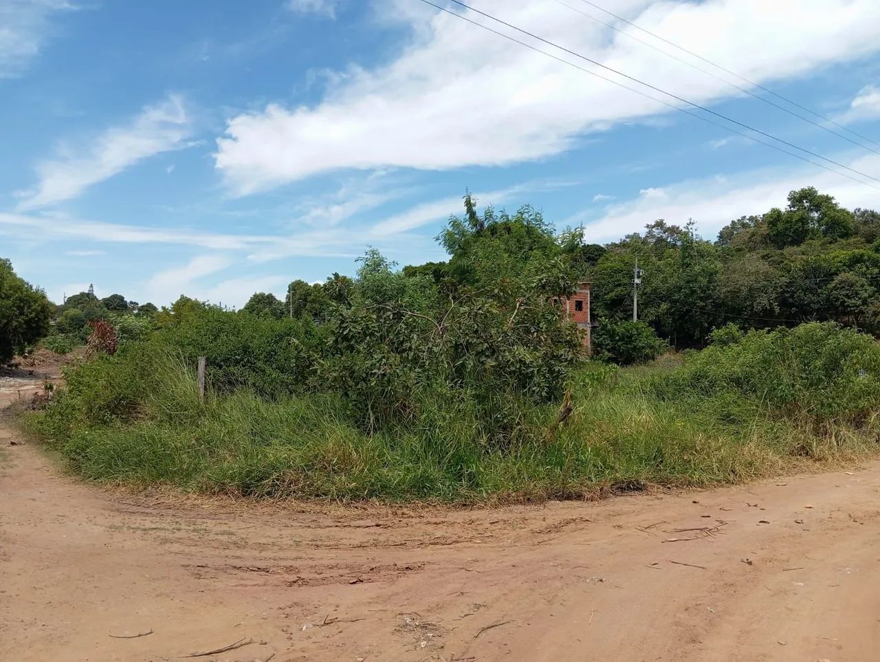R$ 10 entrada, lote  comercial,  luz,água,perto do mercado do Dedé  - Foto 2