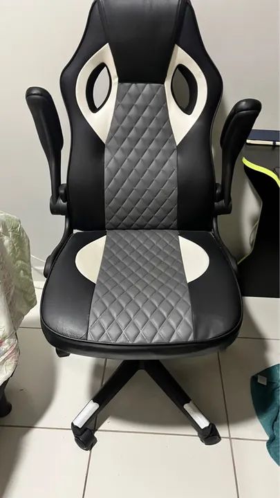 Cadeira Gamer perfeito estado  - Foto 2