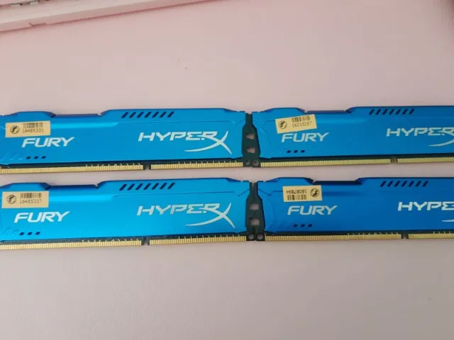 Memória RAM HyperX FURY DDR3 16gb(4gb por pente) - 1600mhz