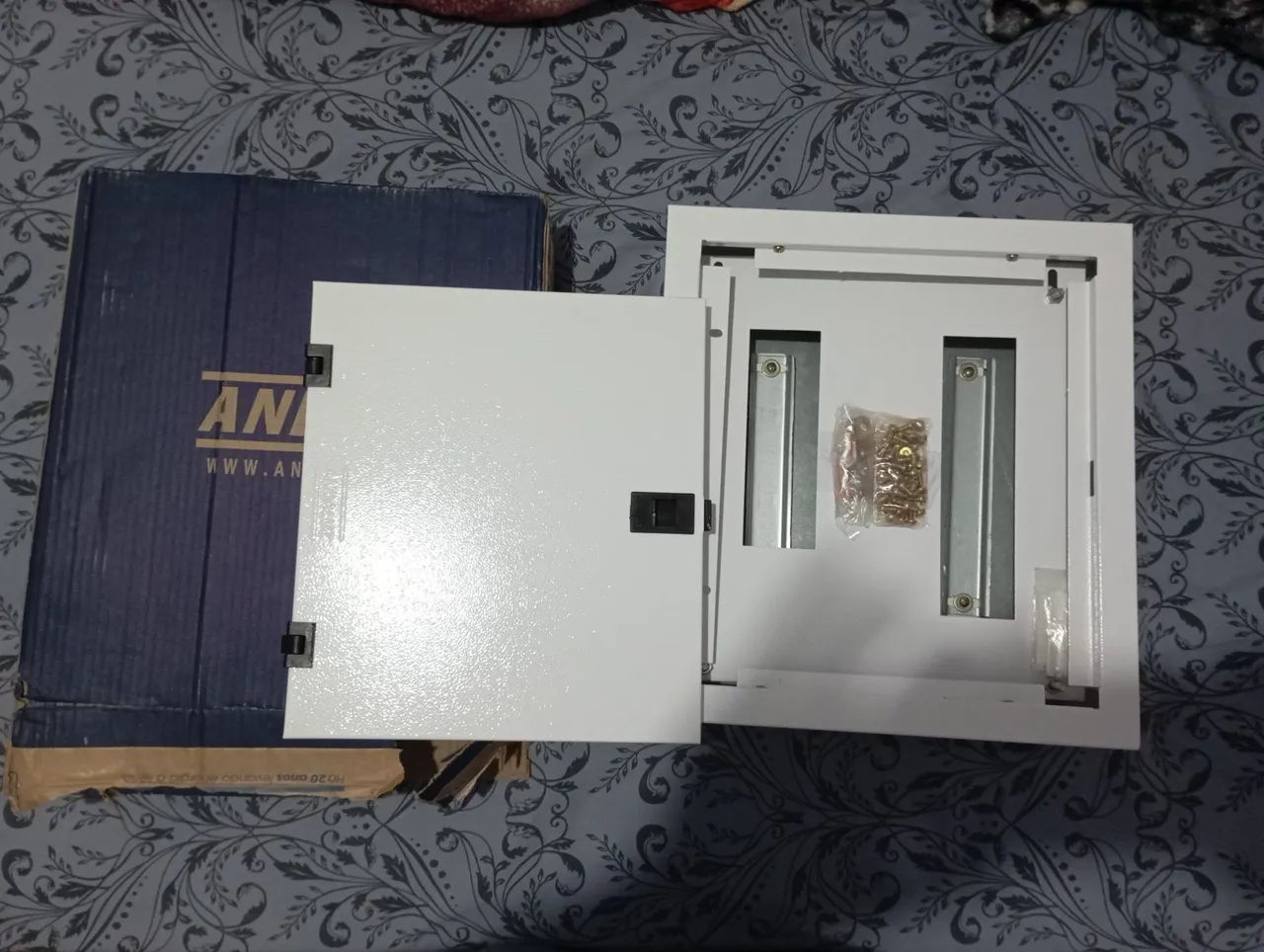 Quadro de Distribuição 16 Din 100A Trifásico