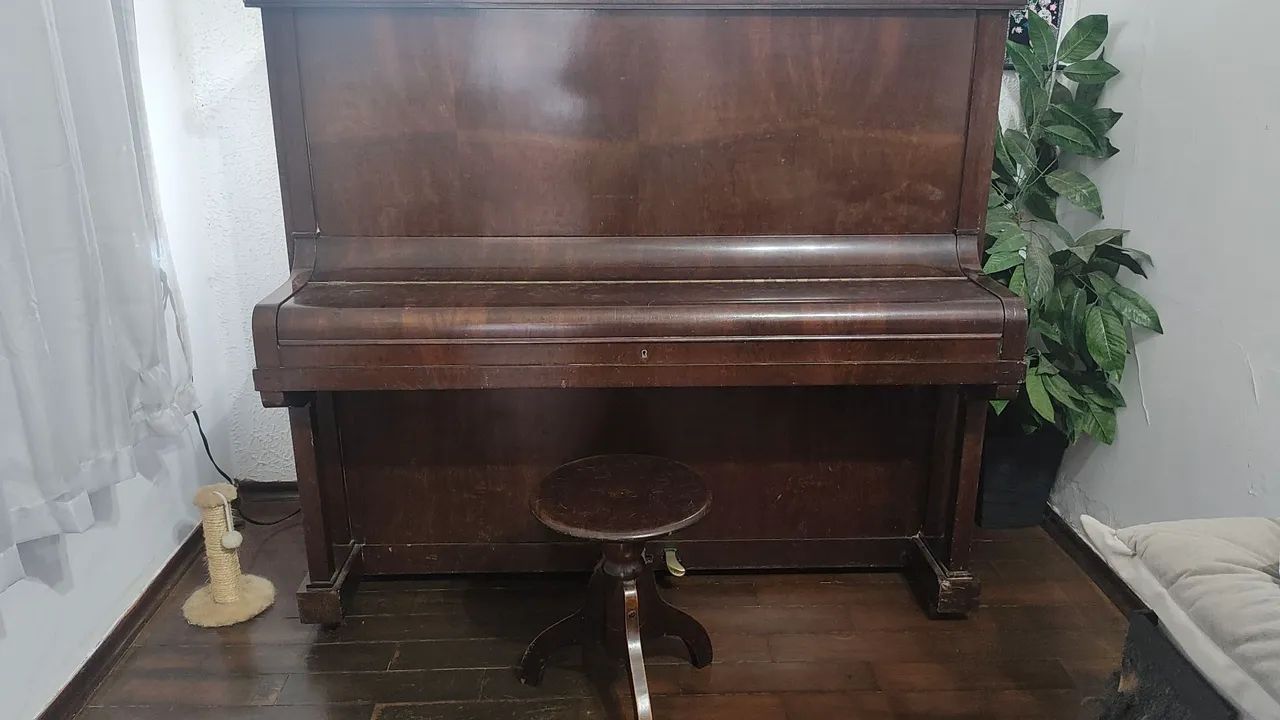 Piano Vertical Brasil