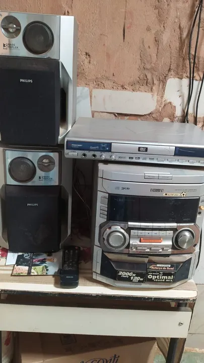 DVD Player e Caixas de Som