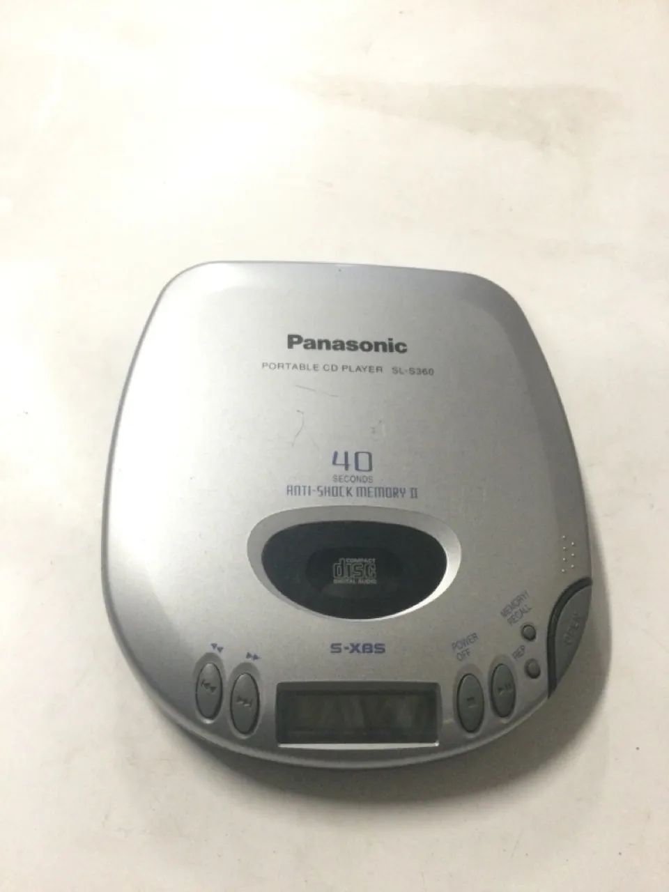 Discman Toca-CD Portátil Panasonic SL-S360 - Foto 2