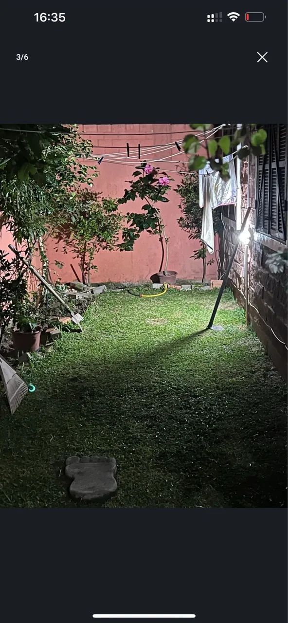 Vendo linda casa perto da trilha da praia 