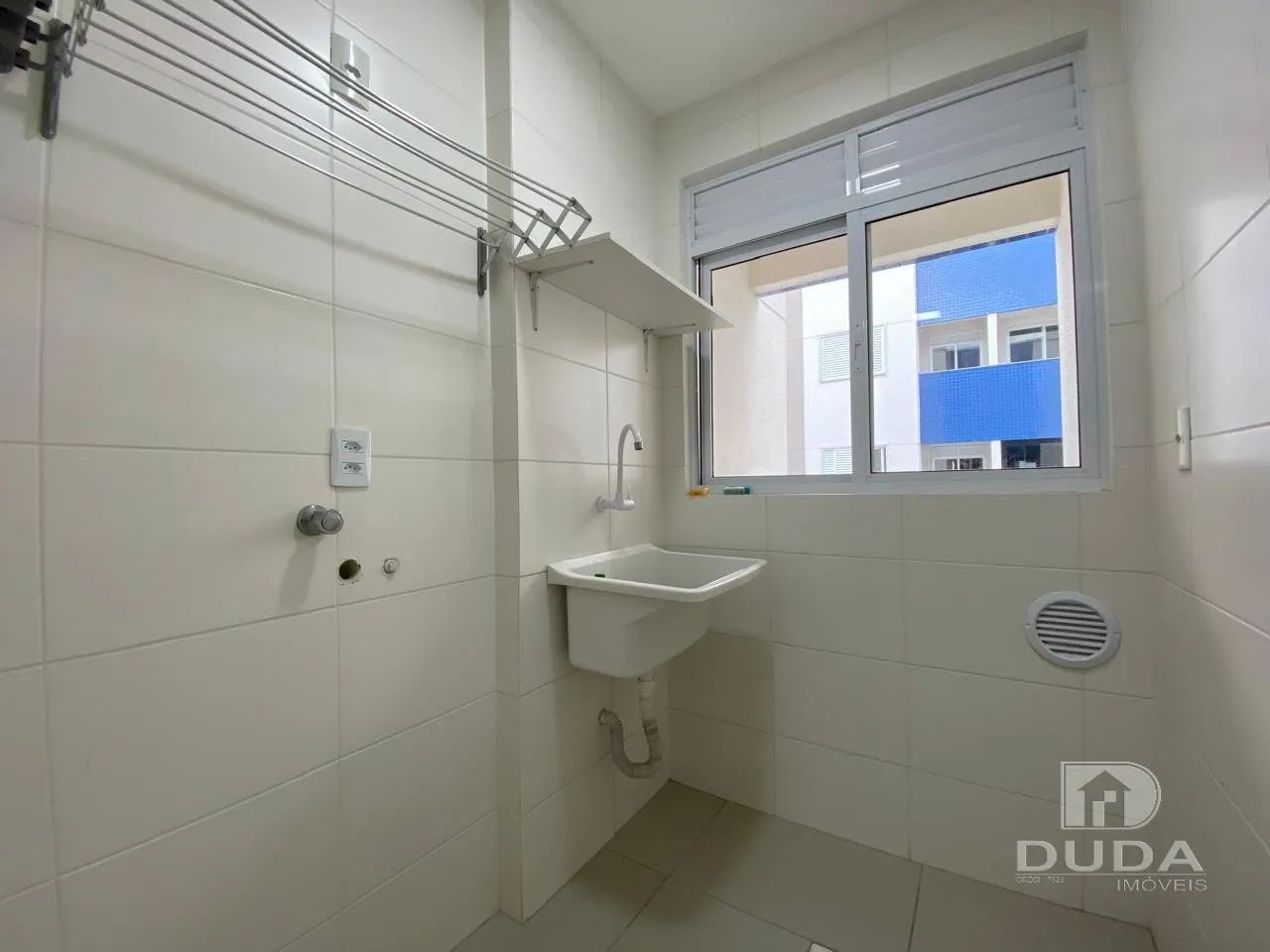 APARTAMENTO SEMI MOBILIADO - Foto 5