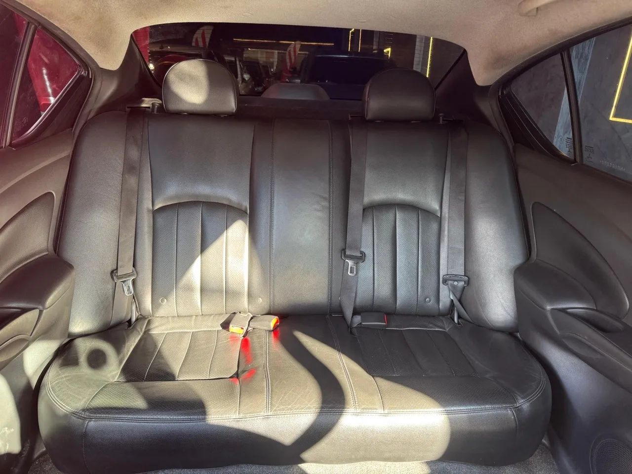 Nissan Versa UNIQUE 1.6 16V FlexStart 4p Aut., foto 9 de 18