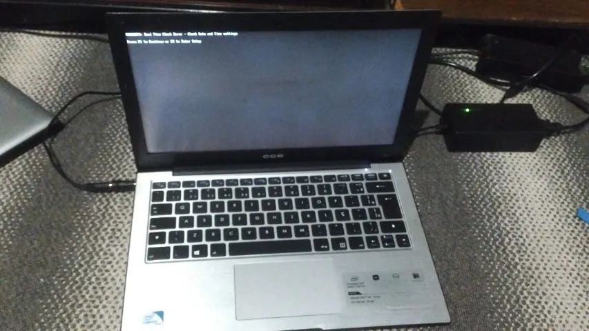 Notebook CCE ultra Thin U25