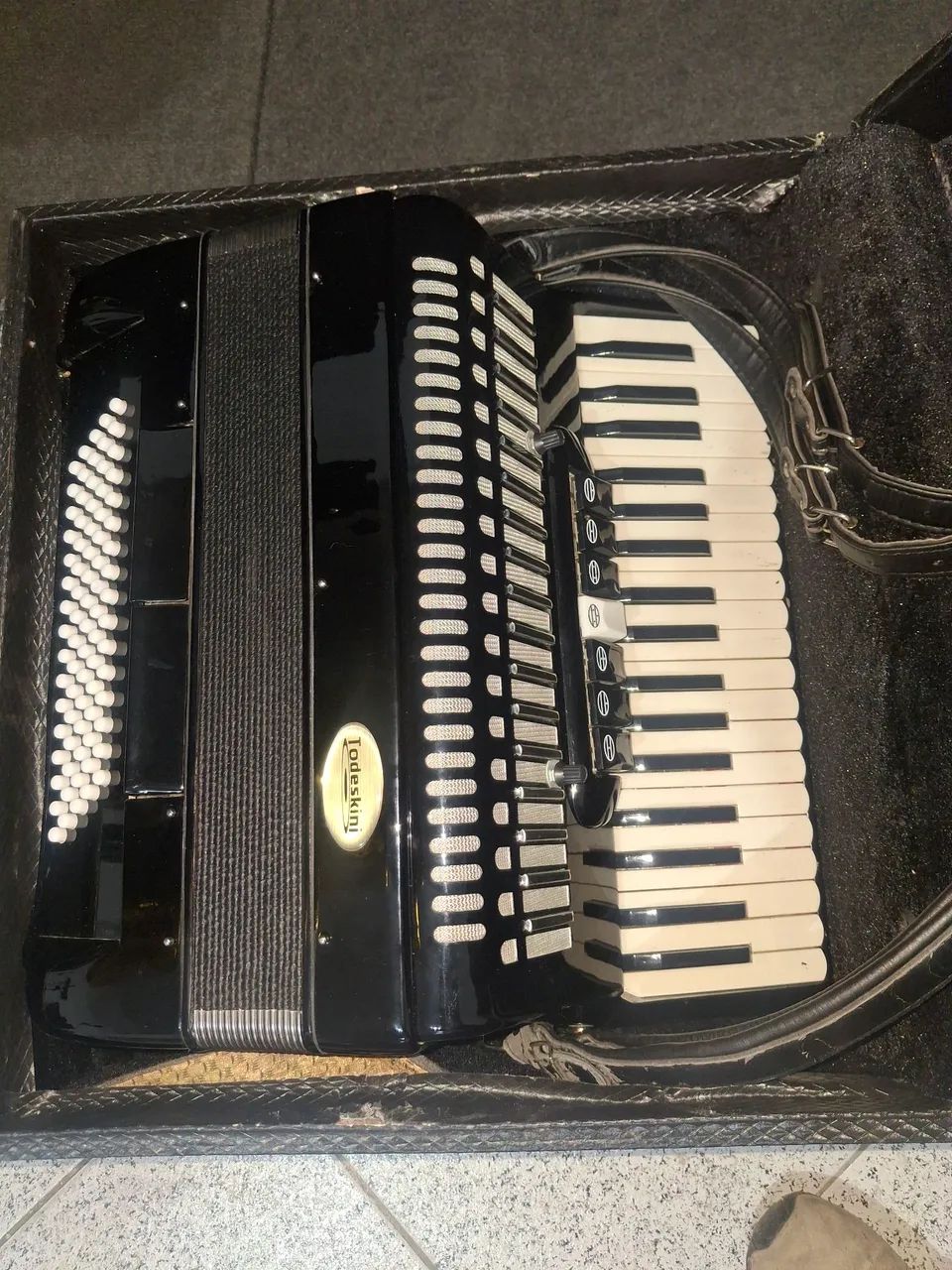 Acordeon 80 baixos  - Foto 5